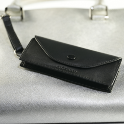 Bijou de sac de chez Cigusto, facile à accrocher au hanse d'un sac | Cigusto | Cigarette electronique, Eliquide