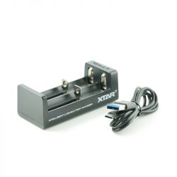Chargeur MC2 de Xtar | Chargeur d'accus pour cigarette électronique | Cigusto | Cigarette electronique, Eliquide