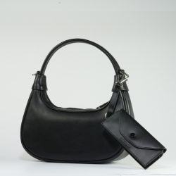 Bijou de sac de chez Cigusto, facile à accrocher au hanse d'un sac | Cigusto | Cigarette electronique, Eliquide